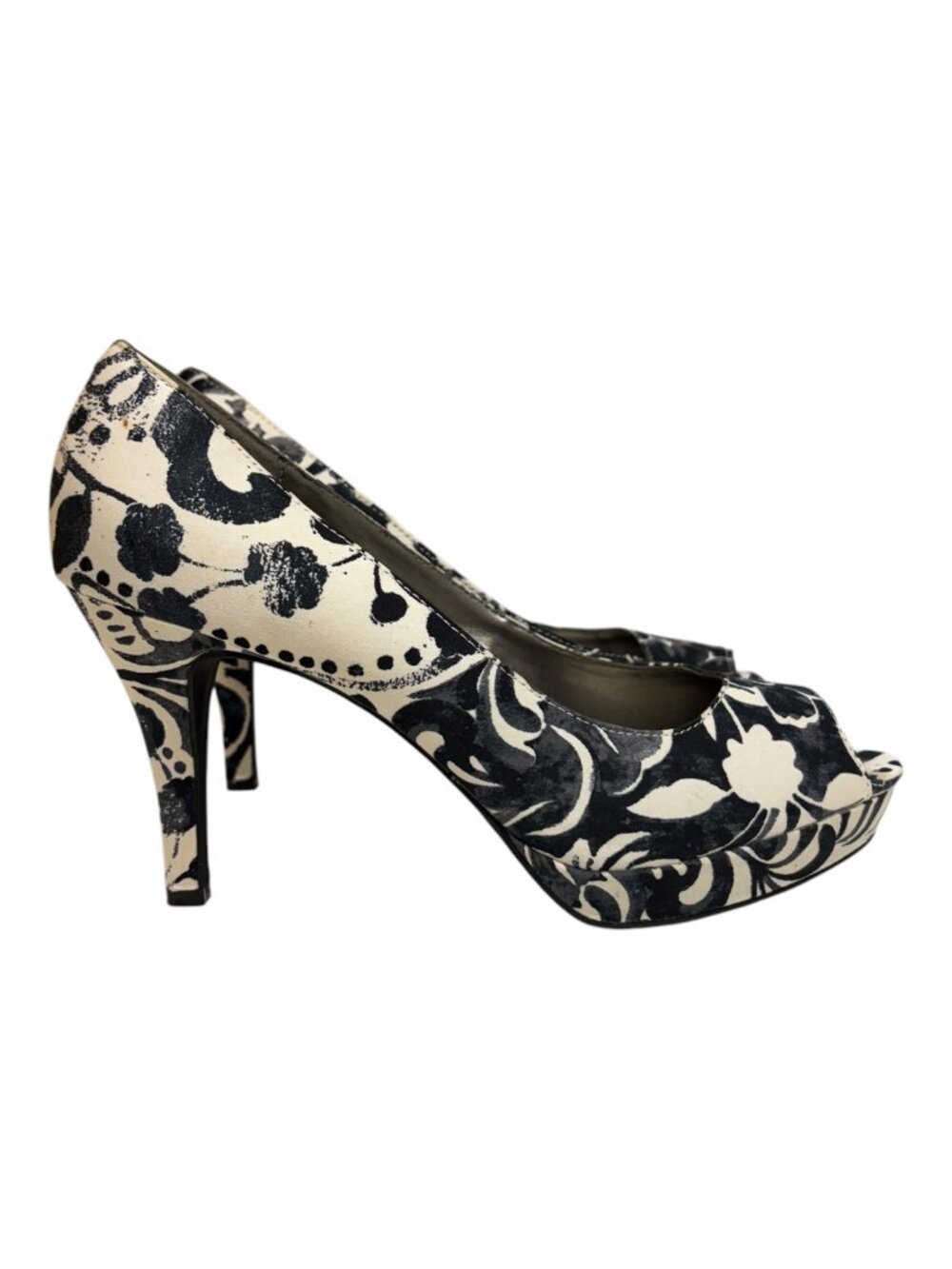 Naturalizer Black & White Floral Peep-Toe Heels (8.5)
